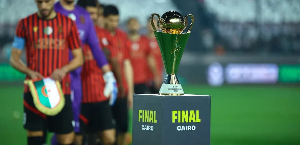 Trophée de la finale de la CAF à Cairo