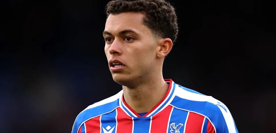 Joueur de Crystal Palace en tenue de match