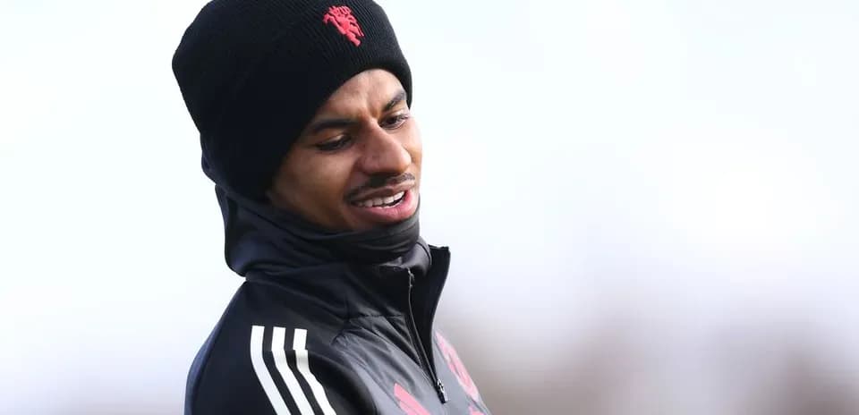 Joueur portant un bonnet lors d'un entraînement
