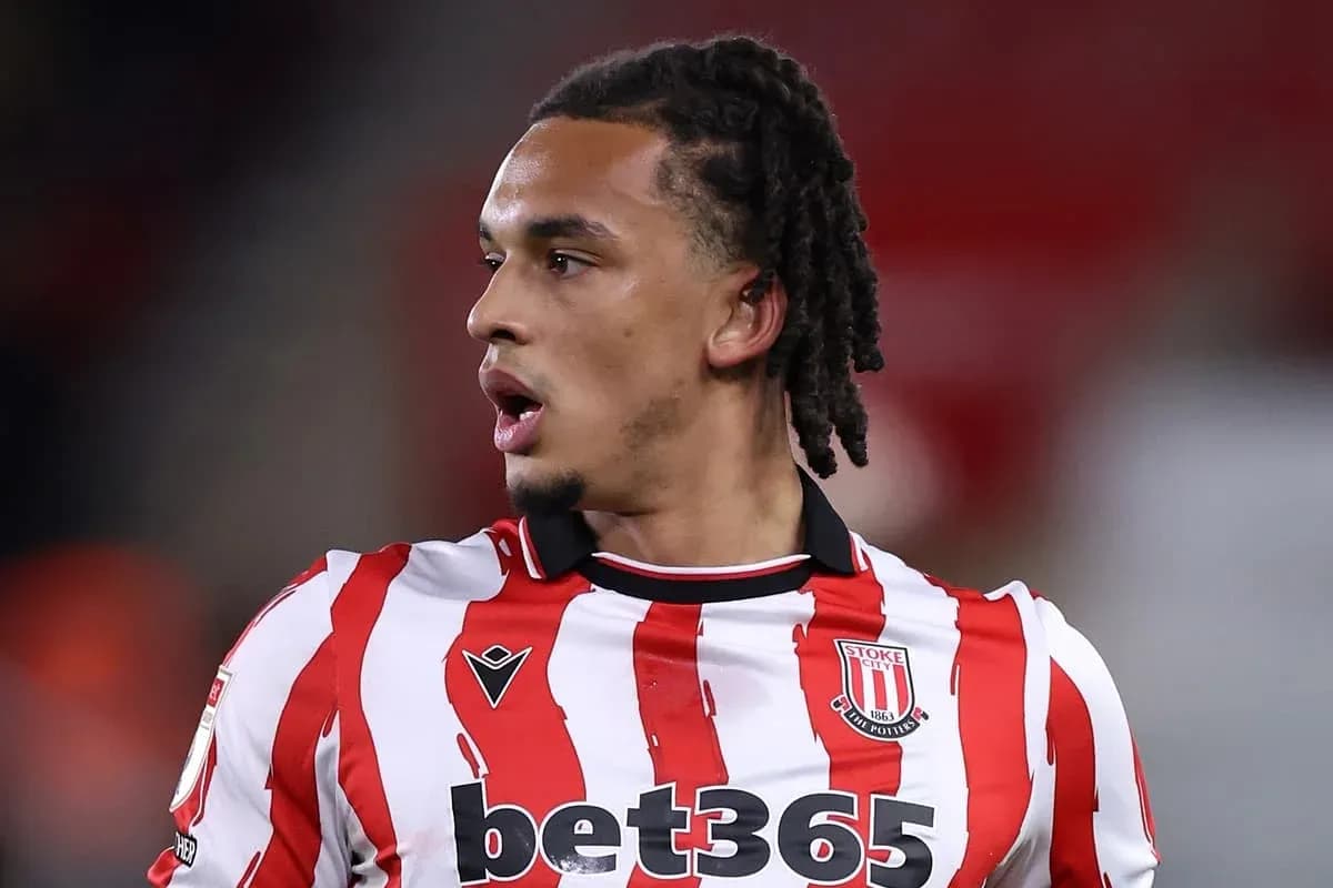 Joueur de Stoke City en action sur le terrain