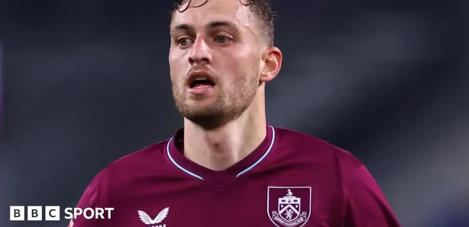 Joueur de Burnley en action sur le terrain