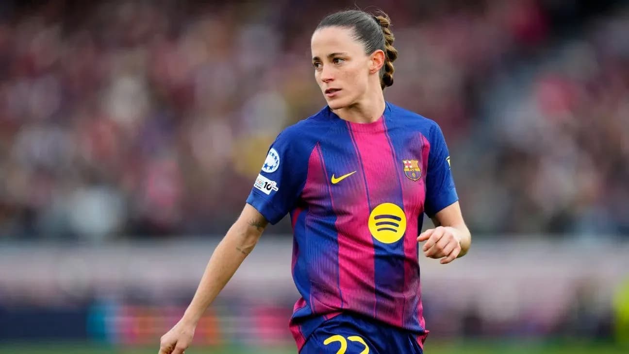 Joueuse du FC Barcelone sur le terrain de football