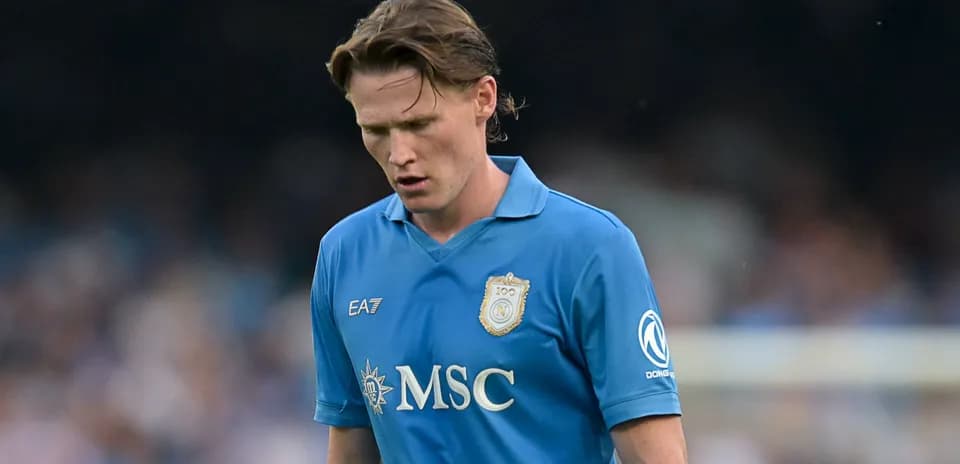 Joueur en maillot bleu de Naples sur le terrain