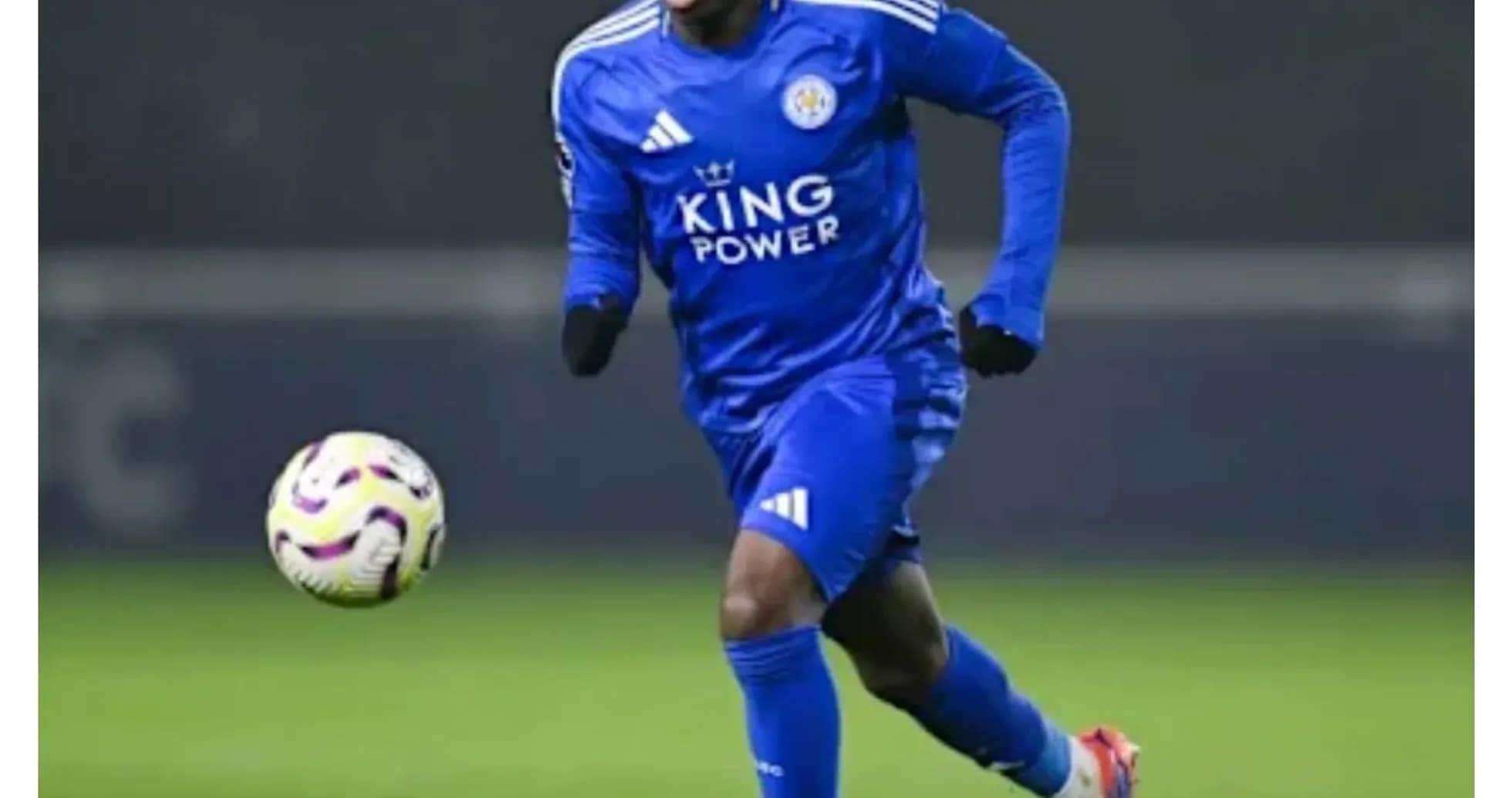 Joueur de Leicester City en action sur le terrain