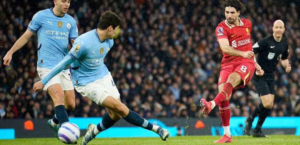 Manchester City renverse Liverpool 2-1 grâce à Haaland