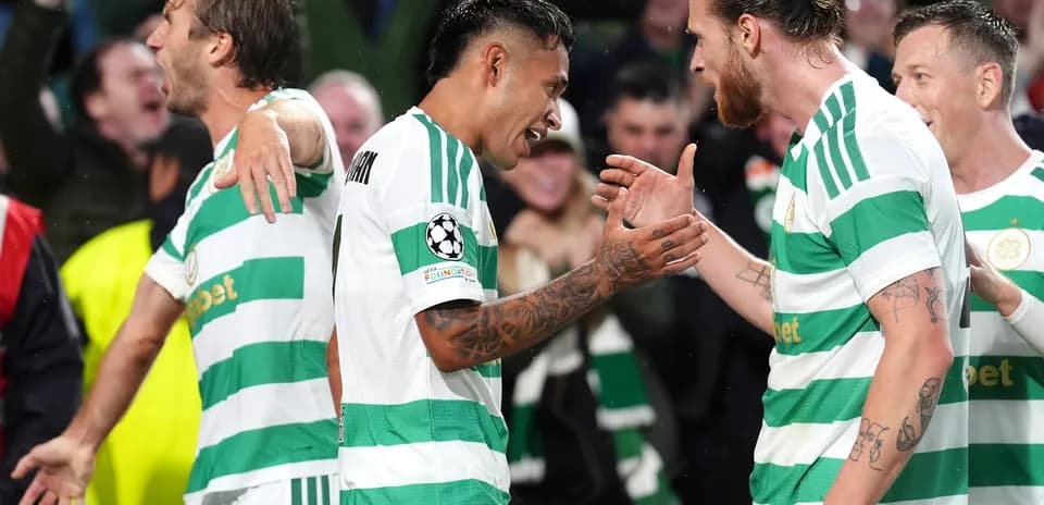 Joueurs du Celtic célébrant un but