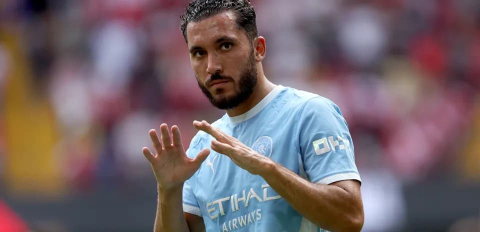 Joueur de Manchester City saluant le public
