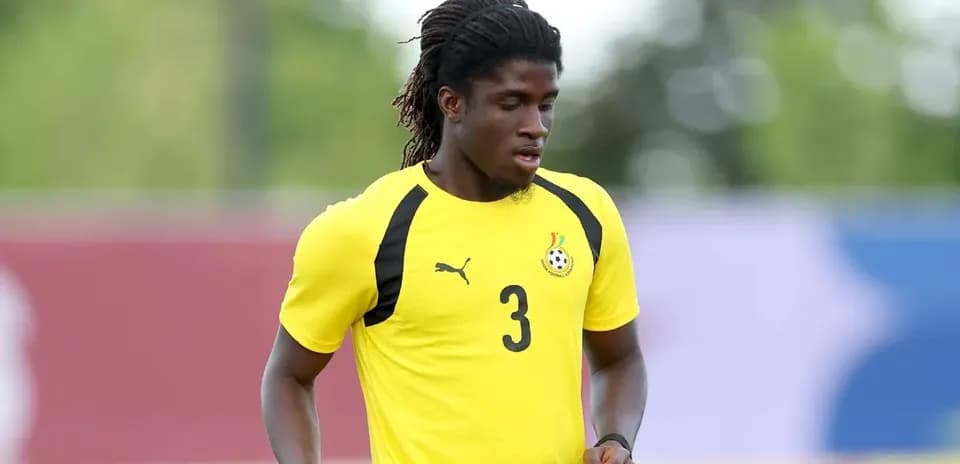 Joueur en entraînement avec le maillot du Ghana