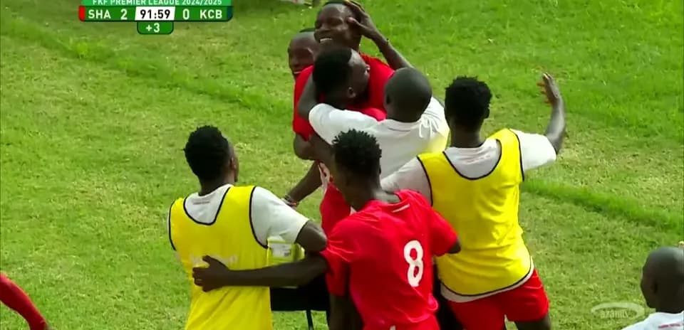Joueurs de Shabana célébrant un but