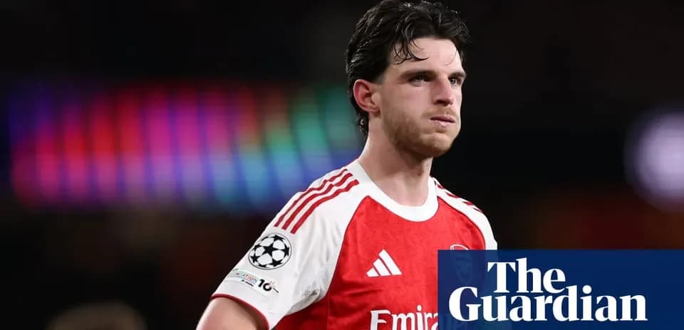 Joueur d'Arsenal en action pendant un match