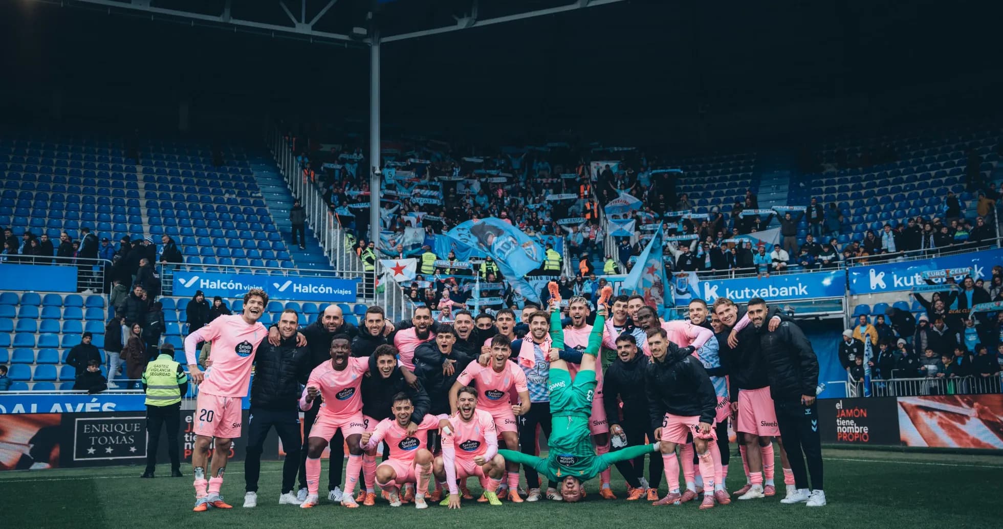 Équipe de Celta Vigo célébrant une victoire