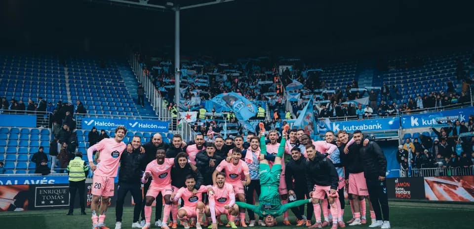 Équipe de Celta Vigo célébrant une victoire