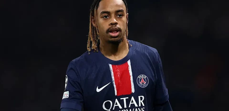 Joueur de Paris SG en action sur le terrain