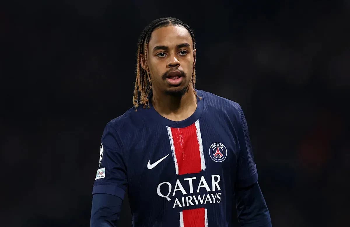 Joueur de Paris SG en action sur le terrain