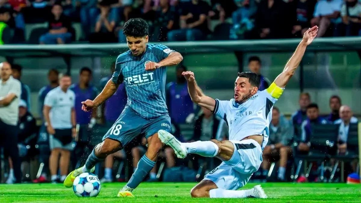 Un joueur de Slovan Bratislava en action