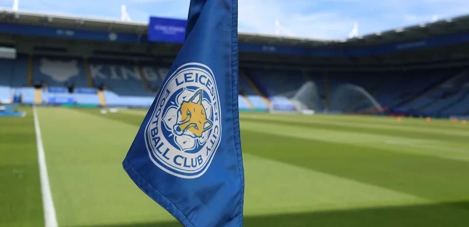 Drapeau de corner avec logo de Leicester City