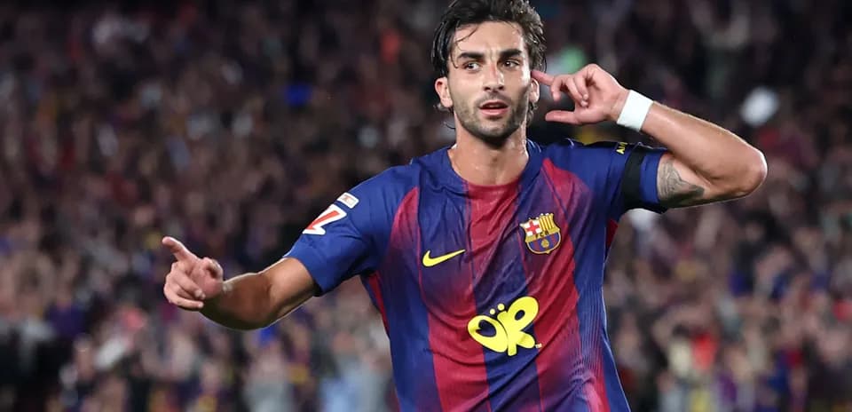 Joueur célébrant un but au stade de Barcelone