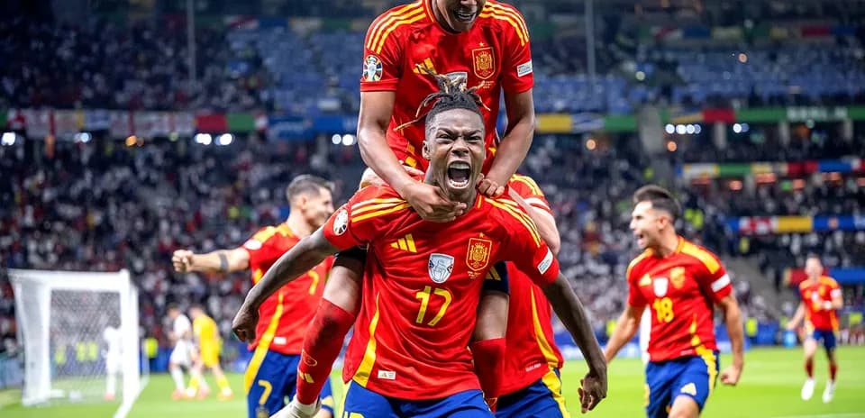 Célébration d'un but par l'équipe espagnole