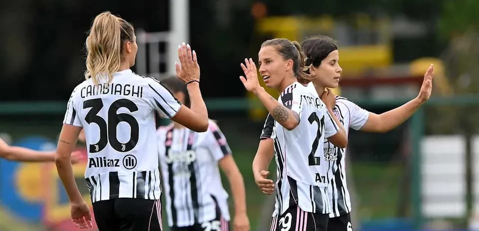 Joueuses de la Juventus célébrant un but