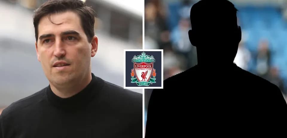 Person marchant avec le logo de Liverpool en arrière-plan