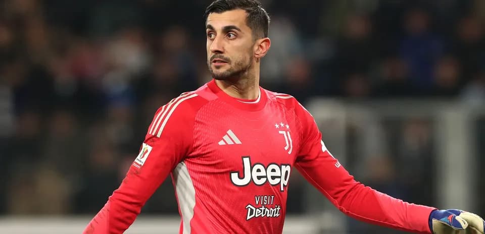 Gardien de but de la Juventus en action