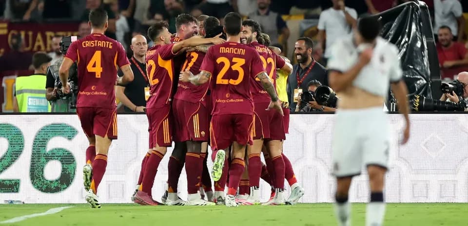 Joueurs de l'AS Roma célébrant un but