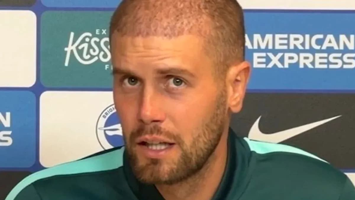 Joueur lors d'une conférence de presse