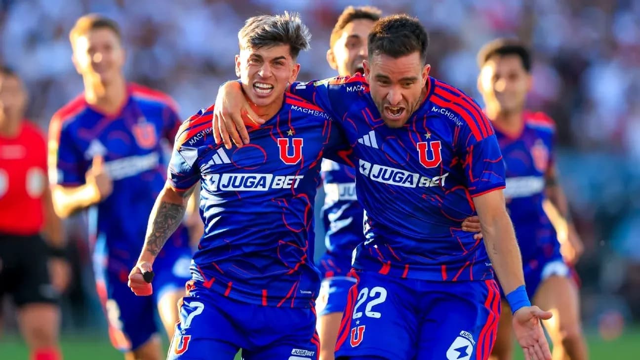 Joueurs de l'Universidad de Chile célébrant un but