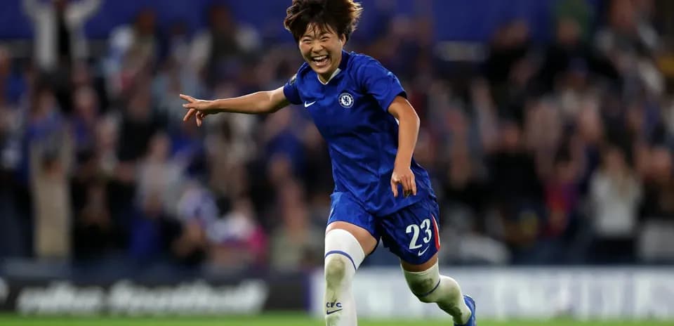 Joueuse de Chelsea célébrant un but au stade