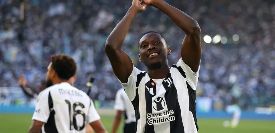 Joueur saluant les supporters après un match