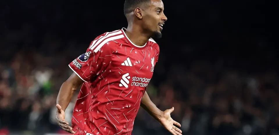 Joueur de Liverpool célébrant un but au stade