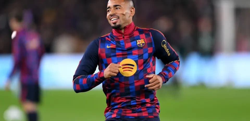 Joueur de Barcelone s'échauffant avant le match