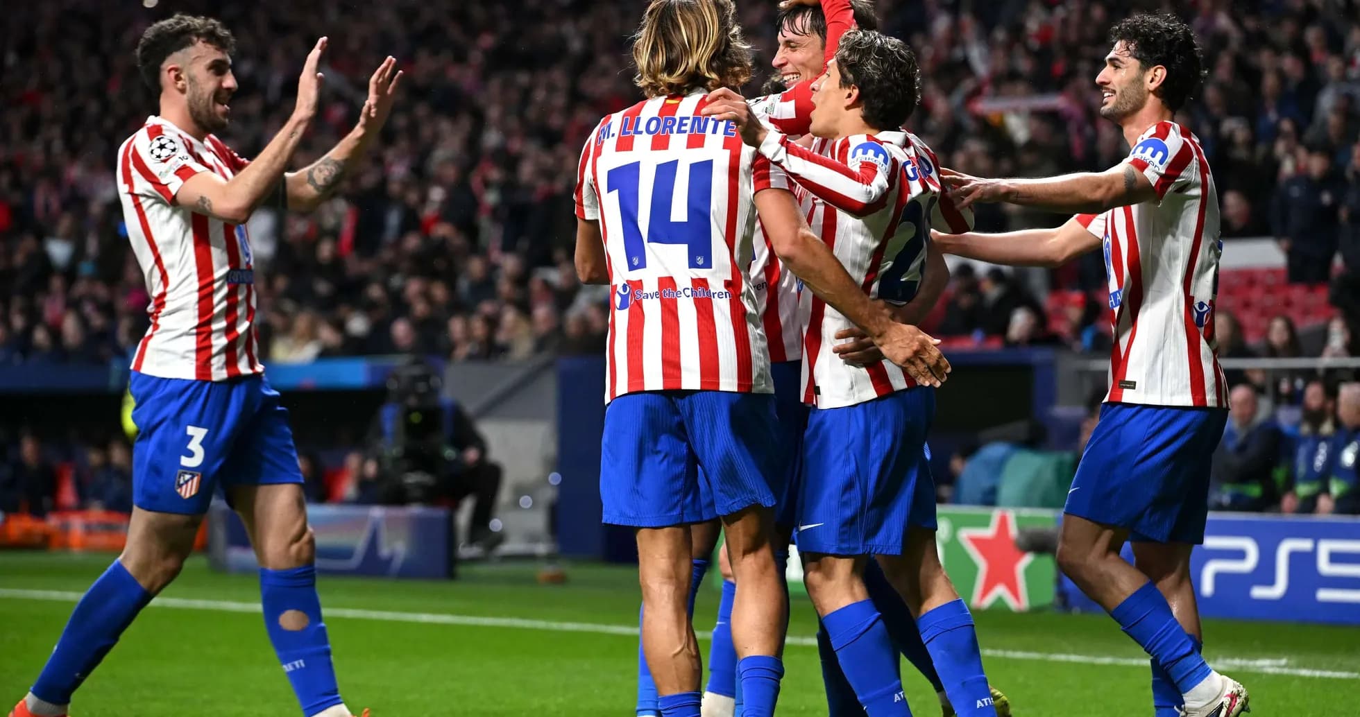 Joueurs d'Atlético célébrant un but