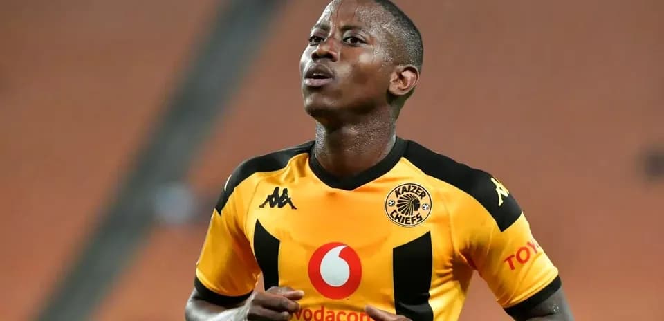 Joueur de Kaizer Chiefs en action sur le terrain