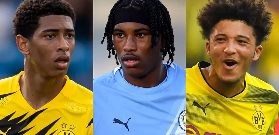 Trois joueurs de football en maillots d'équipe