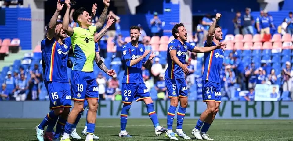 Joueurs de Getafe célébrant une victoire