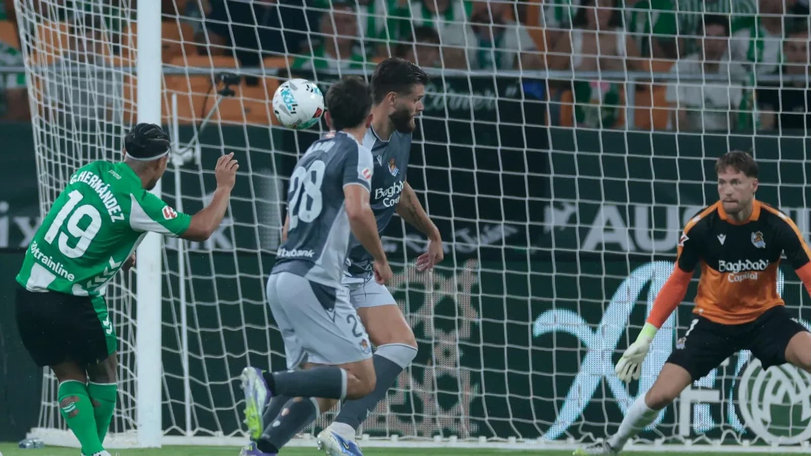 But marqué par un joueur de Real Betis