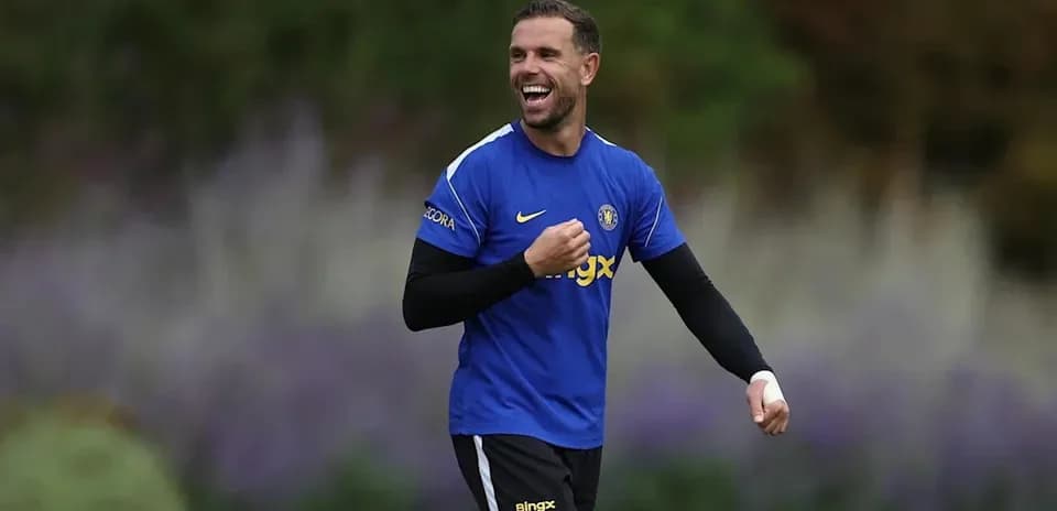 Joueur souriant lors d'une séance d'entraînement