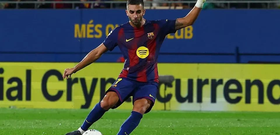 Un joueur de Barcelone en train de tirer
