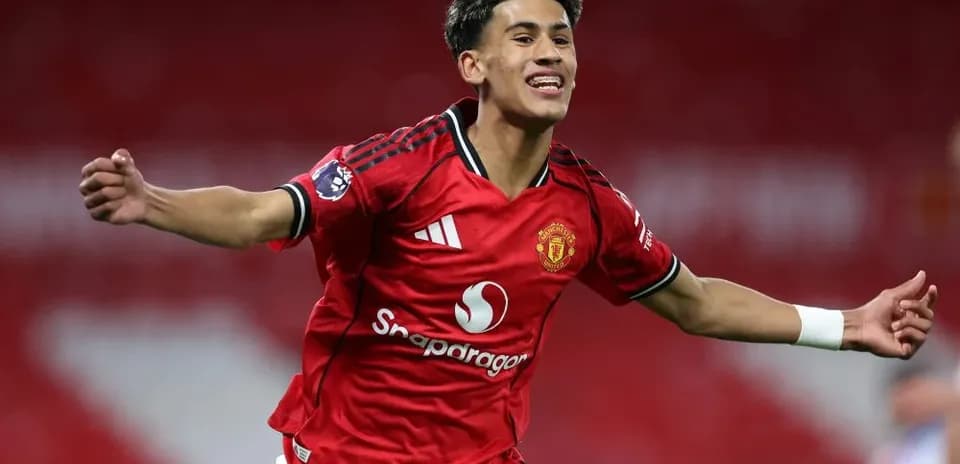 Joueur de Manchester United célébrant un but