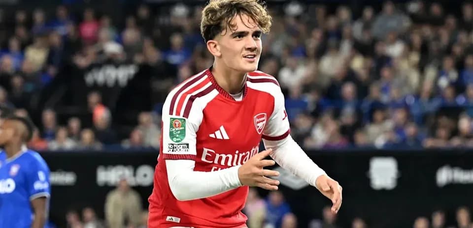 Joueur d'Arsenal célébrant un but lors du match