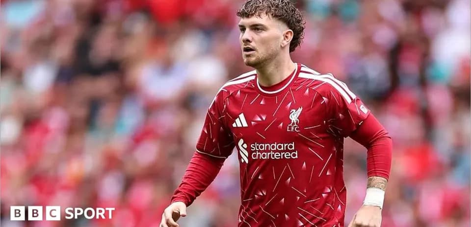 Joueur de Liverpool en action sur le terrain