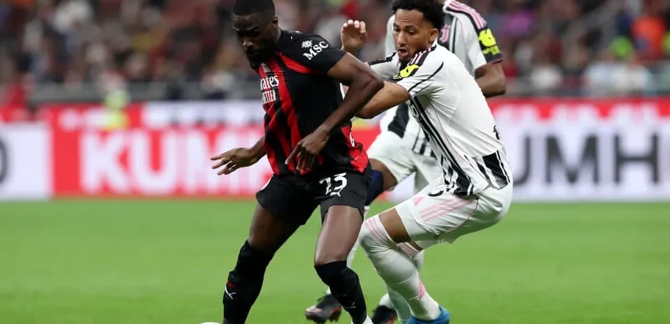 Deux joueurs en duel lors du match
