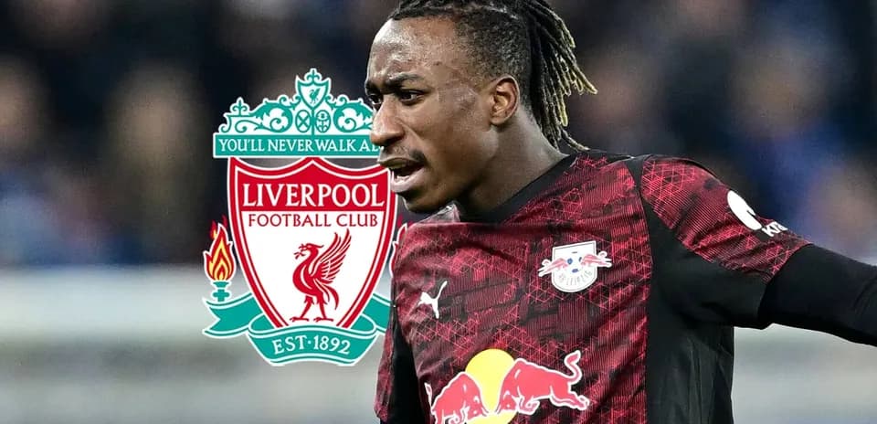 Joueur avec maillot RB Leipzig devant logo Liverpool