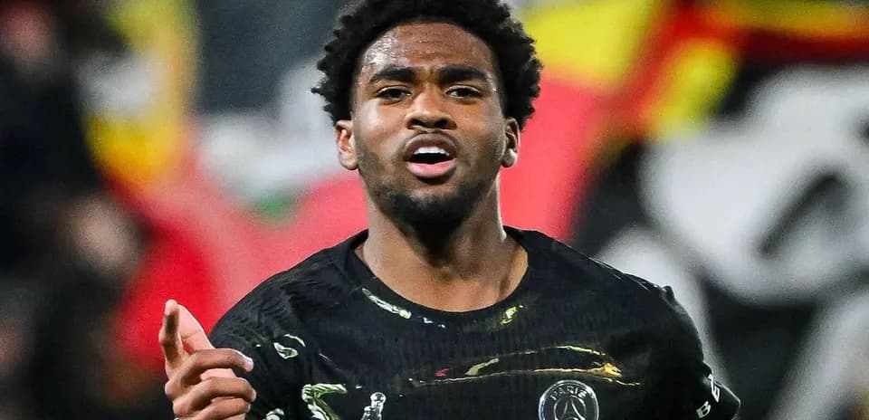 Joueur célébrant après un but marqué
