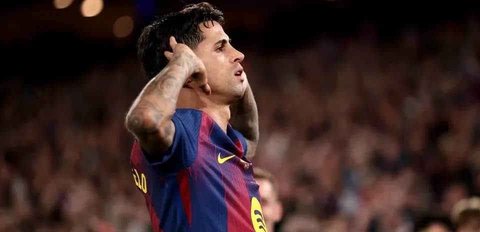 Joueur de Barcelone célébrant un but au stade