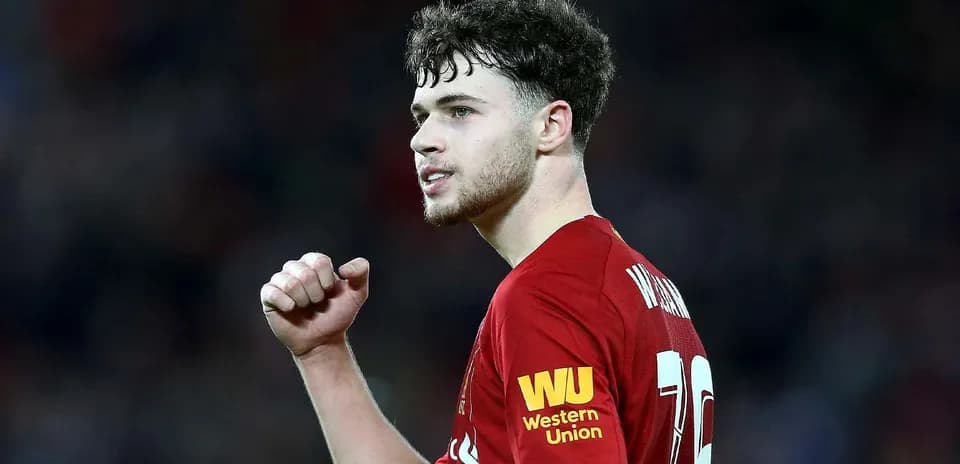 Joueur de Liverpool célébrant sur le terrain