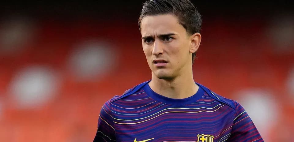 Joueur en tenue de FC Barcelone sur le terrain