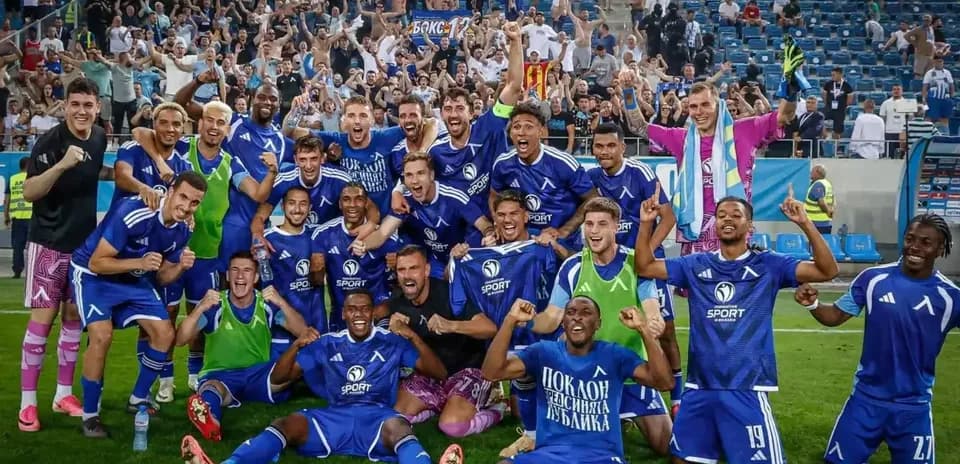 Équipe de Levski Sofia célébrant une victoire