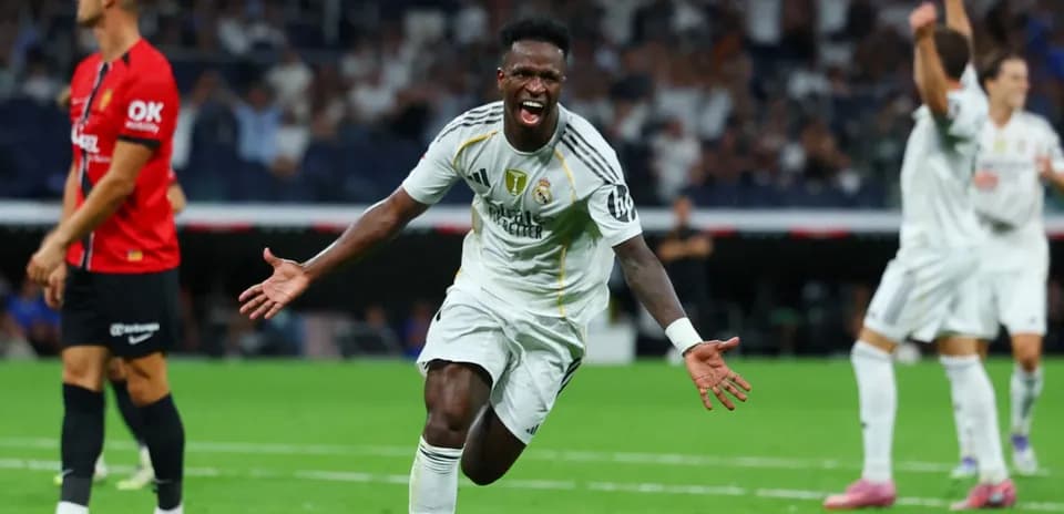 Vitorieux célébrant un but pour le Real Madrid